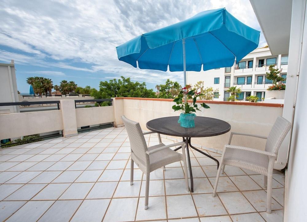 Acacia Marina Hotel มารีนาดีรากูซา ภายนอก รูปภาพ