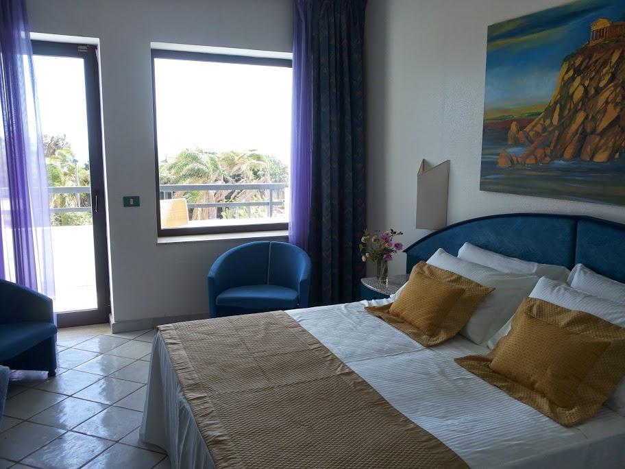 Acacia Marina Hotel มารีนาดีรากูซา ภายนอก รูปภาพ